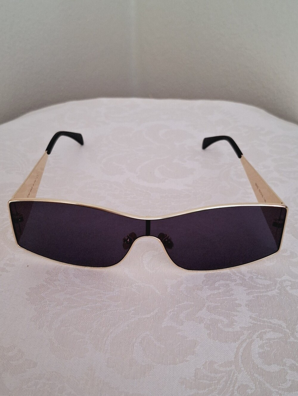 CELINE LOGO HIGH FASHION SUNGLASSES